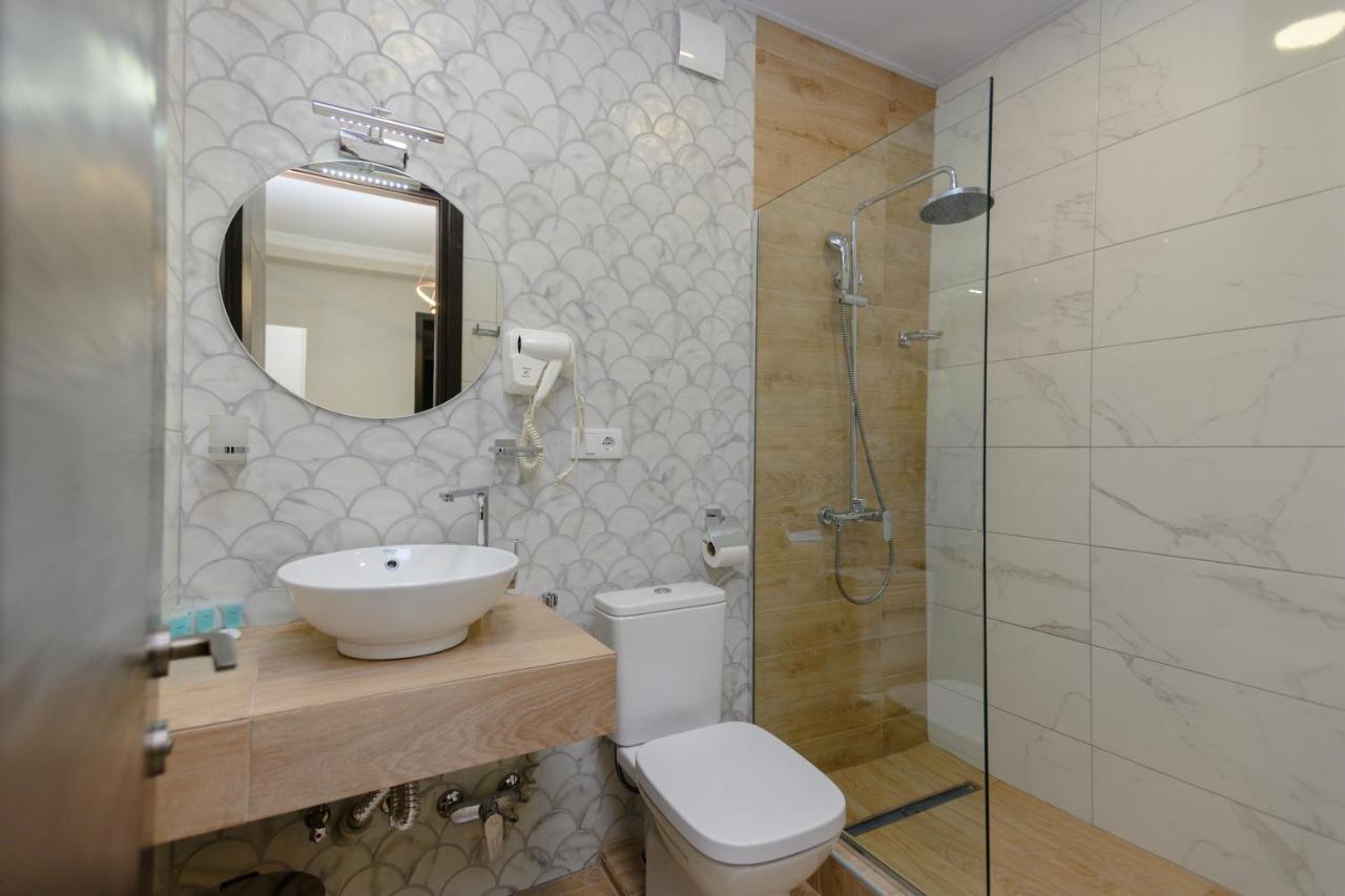 Golden Globe Hotel&Villa Tbilisi Buitenkant foto