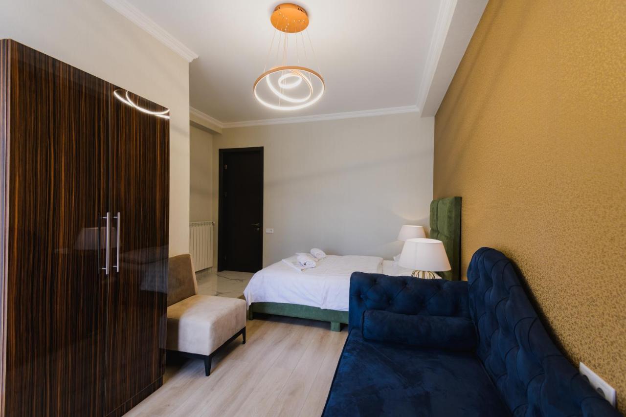 Golden Globe Hotel&Villa Tbilisi Buitenkant foto