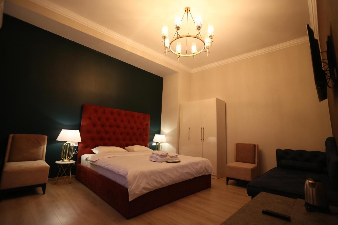 Golden Globe Hotel&Villa Tbilisi Buitenkant foto